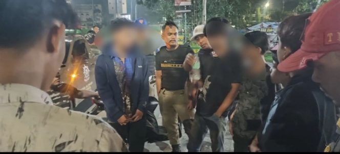 
					Satpol-PP Kampar Amankan Puluhan Remaja