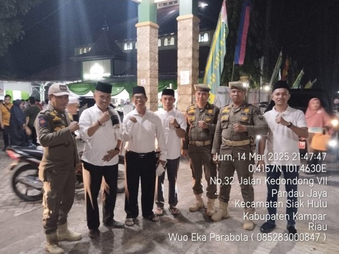 
					Pastikan Personil Bertugas, Kasatpol-PP Kampar Hadiri Safari Ramadhan Gubri Bersama Wabup Misharti