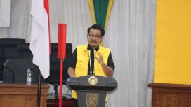 Min Amir Habib Efendi Pakpahan SH Anggota DPRD Kabupaten Kampar yang juga Sekretaris Fraksi Golkar