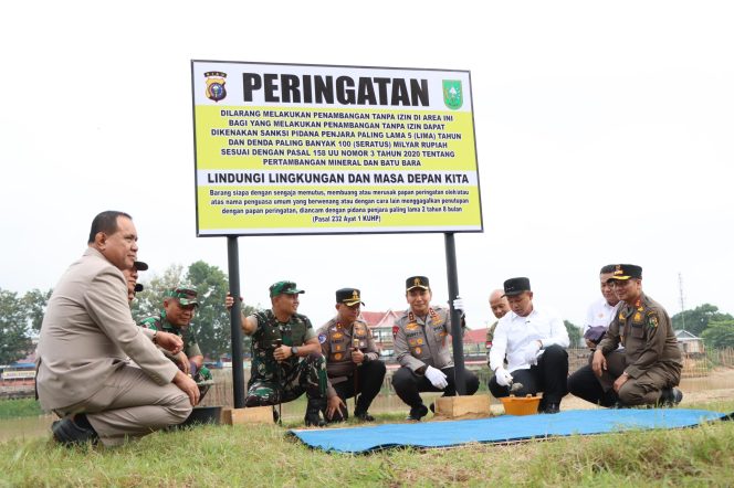 
					Operasi PETI Kuantan 2025 Dimulai, Gubernur Riau: Tak Ada Toleransi untuk Tambang Ilegal!