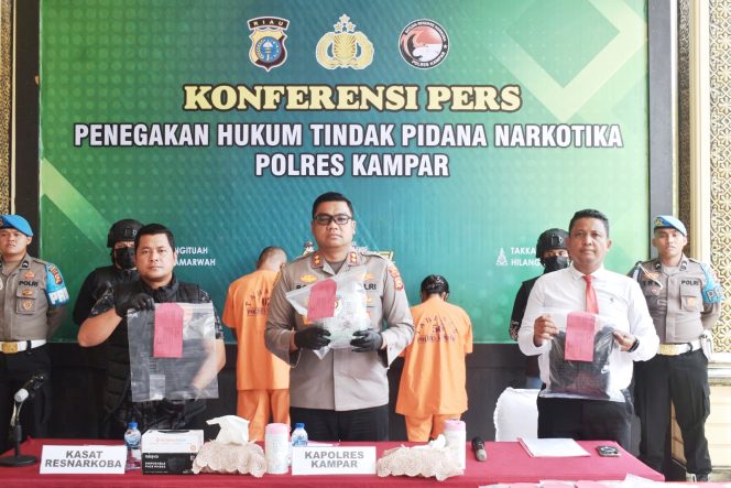 
					1 Kg Sabu Gagal Edar di Kampar: Tersangka Ngaku Disuruh ‘Big Boss’ Berinisial A
