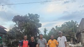 Eko Sutrisno Ketua Fraksi Nasdem bersama komunitas tarompa jopang
