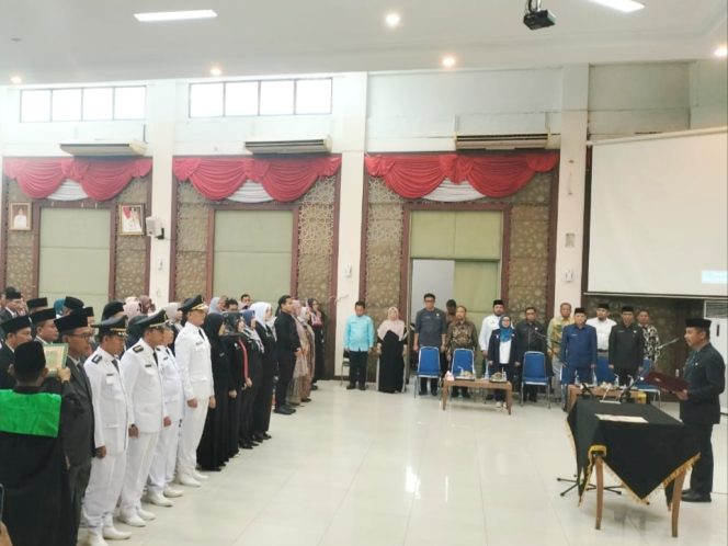 
					Dulu Jabat Camat Kini Jadi Sekcam, Bupati Kampar Ahmad Yuzar Lantik 66 Pejabat Administrator dan Pengawas