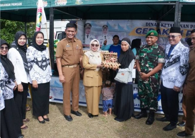 
					Peringatan Hari Guru, PGRI Kampar Hadirkan Donor Darah dan Pangan Murah