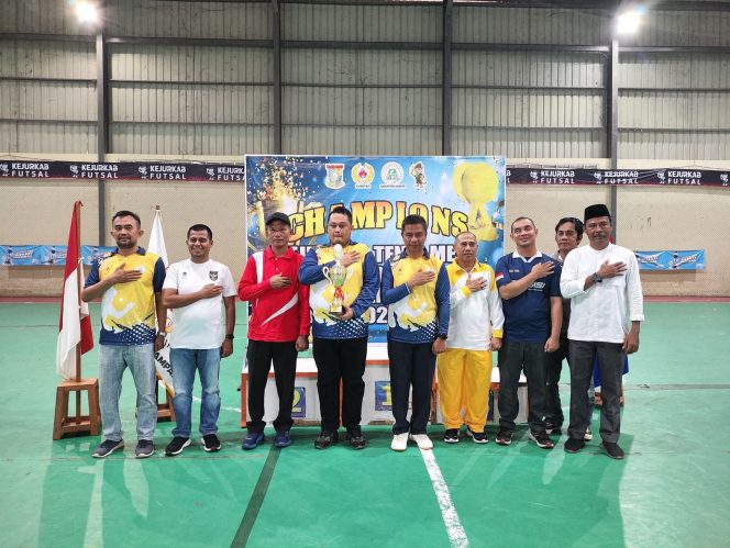 
					Kejurkab Tenis Meja Piala Bupati Kampar Resmi Ditutup, PTM Mampan Penyasawan Juara Umum
