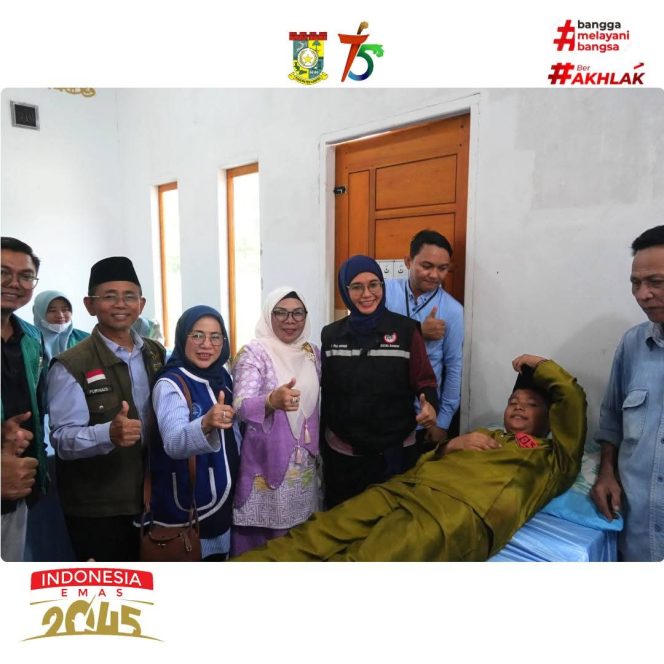 
					Wabup Kampar Buka Sunat Massal Gratis Peringatan Hari Ibu di Desa Sungai Pinang