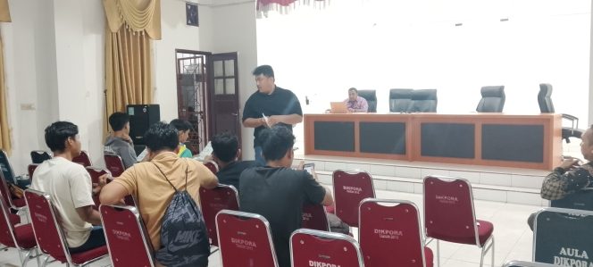 
					Suasana technical meeting Kejurkab Sepak Takraw Piala Bupati Kampar KONI Kampar di Disdikpora Kampar