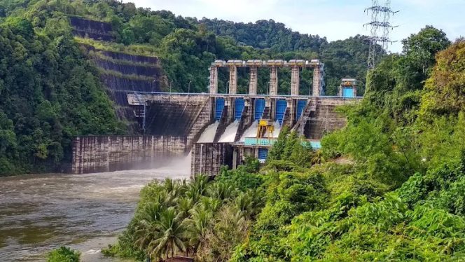 
					Foto by: Hukama Hamid