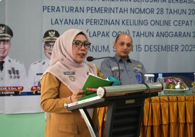 
					Wabup Kampar Misharti Buka Sosialisasi Perizinan Berbasis Risiko dan Layanan Lapak Ocu