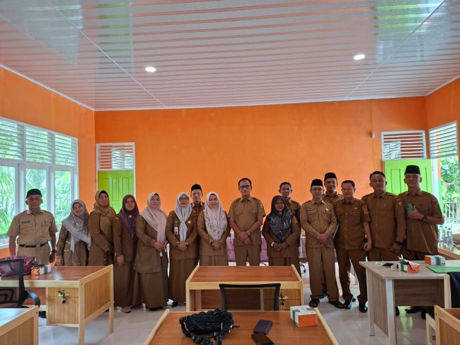 
					Plt Kadisdikpora Kampar Helmi: Sertijab Kepala Sekolah Momentum Tingkatkan Mutu