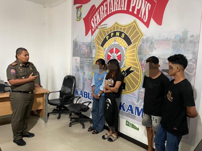 
					Satpol PP Kampar Amankan Dua Pasangan Muda-mudi di Islamic Center Bangkinang
