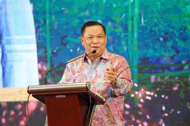 
					Ini Pesan Plt Gubri untuk Danrem 031/WB