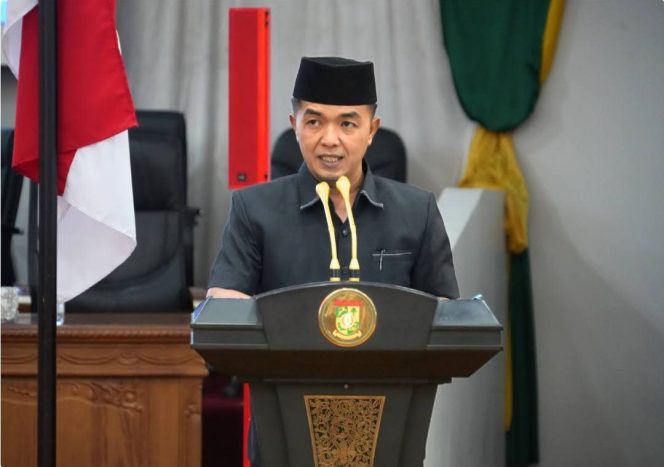 
					Ketua Fraksi Nasdem DPRD Kabupaten Kampar Eko Sutrisno 