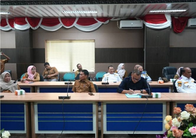 
					Kepala Dishub Kampar Aidil Pastikan Jalur Distribusi Pangan Aman Jelang Ramadan