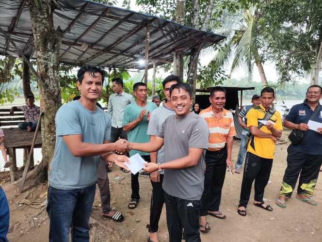 
					Pacu Sampan Tutup Mata Batu Belah Berakhir Meriah, Ruang Tawa dan Silaturahmi Jelang Ramadhan