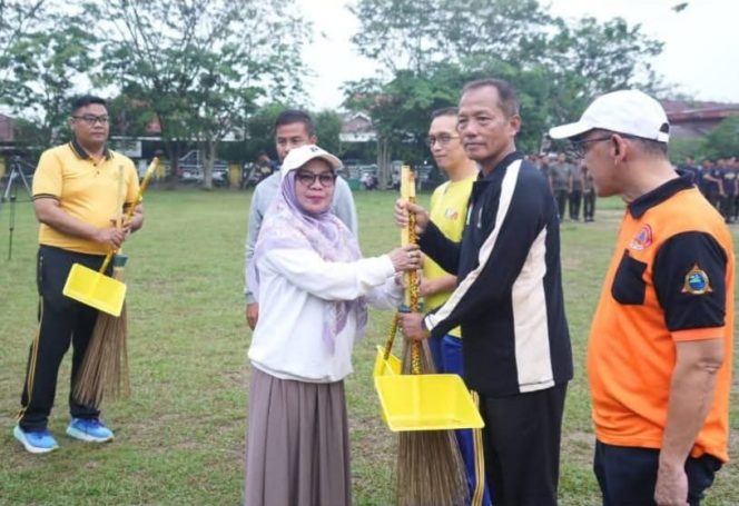 
					Bupati Pimpin Apel Gerakan Indonesia ASRI, Disdikpora Kampar Siap Tanamkan Budaya Peduli Lingkungan di Sekolah