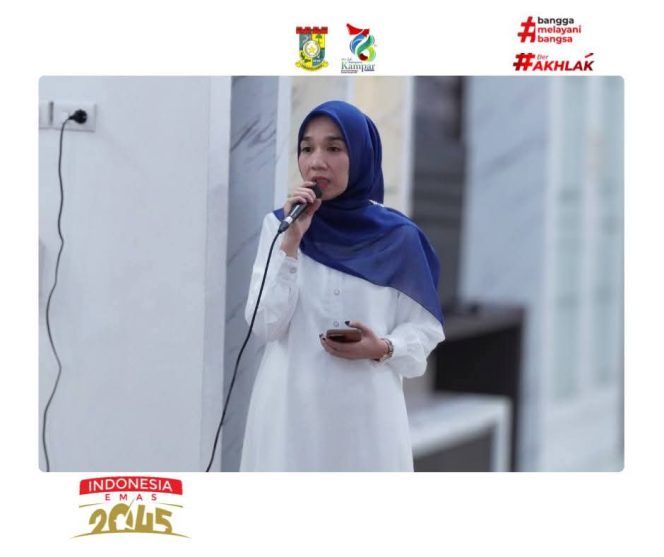 
					Ketua DWP UP Setda Kampar Lepas Tim Penyaluran Takjil ke Panti Asuhan Bangkinang