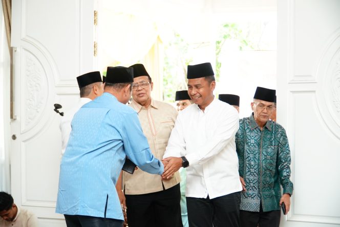 
					Bupati Kampar Ahmad Yuzar Ajak Masyarakat Tingkatkan Iman di Momentum Ramadhan