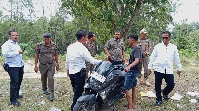 
					Satpol PP Kampar Tegur Warung yang Jual Nasi COD di Siang Ramadhan