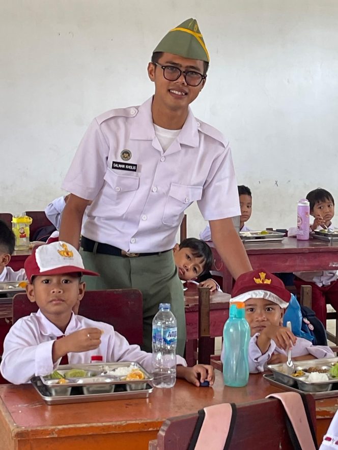 
					Kepala SPPG Ukui Yayasan Islam Terpadu Kabun Salman Kholis