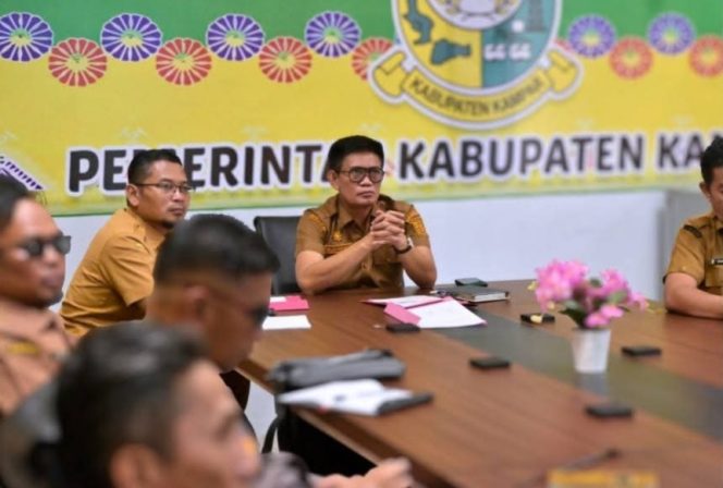 
					Asisten II Mewakili Bupati Kampar dalam Rakor Strategis Bersama Mendagri