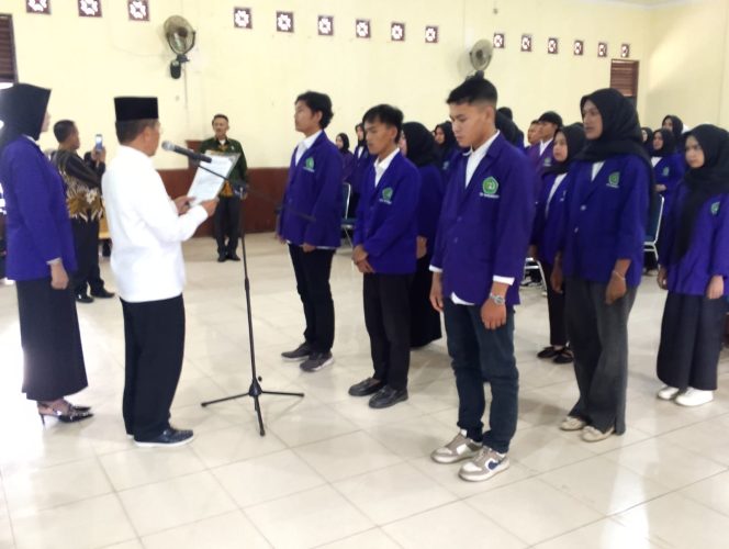 
					Ketua STIE Bangkinang Resmi Lantik Pengurus Organisasi Mahasiswa Periode 2025-2027
