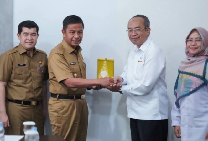 
					Audiensi dengan BPS Riau, Bupati Kampar Ahmad Yuzar Tekankan Pentingnya Validitas Data Ekonomi
