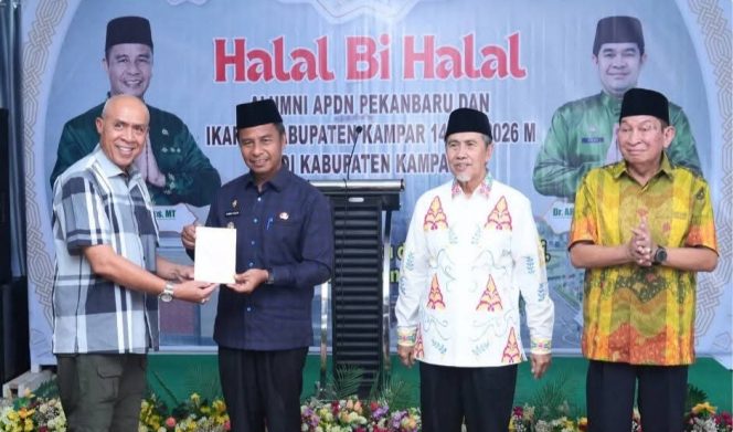 
					Bupati Kampar Ajak Alumni APDN dan IKAPTK Perkuat Profesionalisme Birokrasi