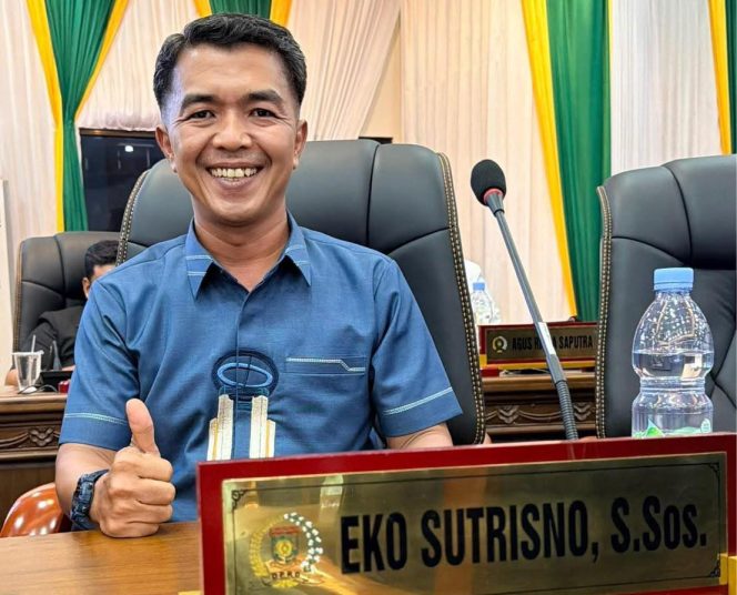 
					Peserta Antusias Ikut Tes Selter JPTP, Ketua Fraksi Nasdem DPRD Kampar Eko Sutrisno Angkat Bicara