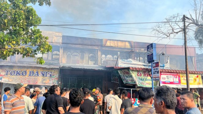 
					Sijago Merah Lahap Pasar Atas Bangkinang  