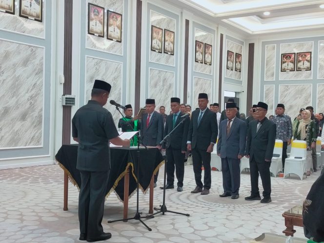 
					Bupati Kampar Lantik Pimpinan BAZNAS Periode 2026-2031, Dorong Pengelolaan Zakat yang Profesional dan Transparan