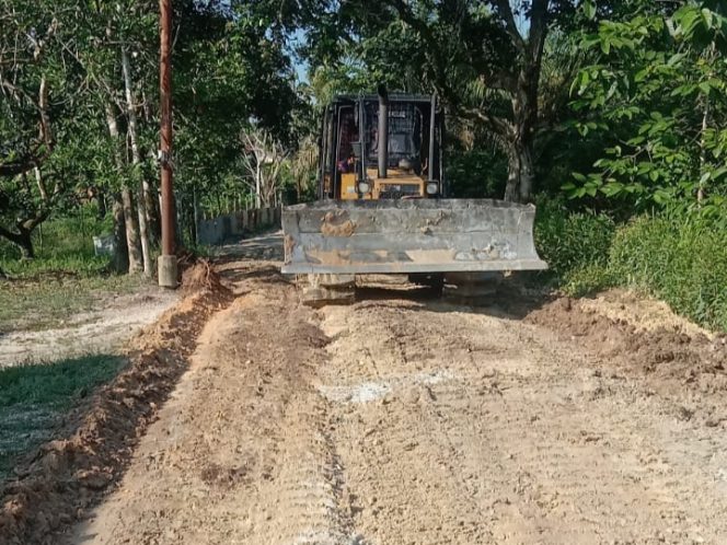 
					Kades Pulau Birandang Tomas Renaldo Apresiasi Tinggi Kepedulian PT Air Kampar terhadap Pembangunan Desa