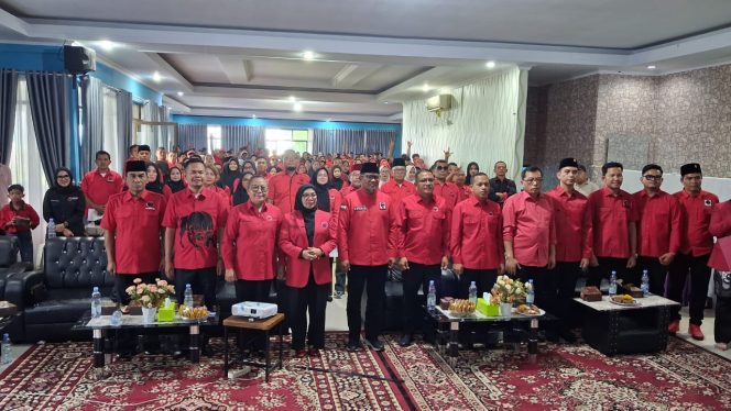 
					PDIP Kampar Targetkan 6-8 Kursi DPRD pada Pemilu 2029
