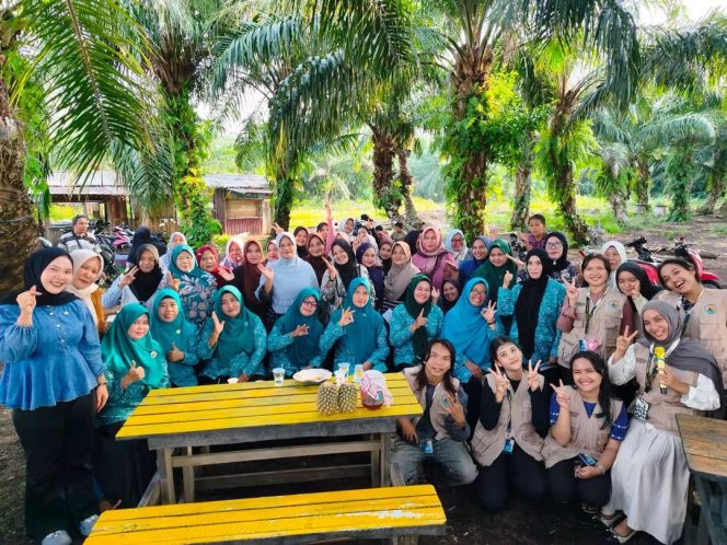 
					Mahasiswa Kukerta Berdampak UNRI Gelar Sosialisasi & Pelatihan Pembuatan Tepache sebagai Inovasi Pemanfaatan Limbah Kulit Nanas di Desa Muntai Barat