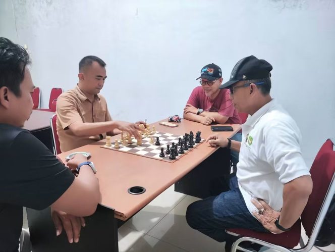 
					Semarak HUT RI ke-81, KONI Kampar Gelar Lomba Catur, Tenis Meja dan Domino
