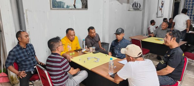 
					Adu Domino Kadispora Riau Vs Ketua KONI Kampar, Jargon “Berpola” Warnai Laga