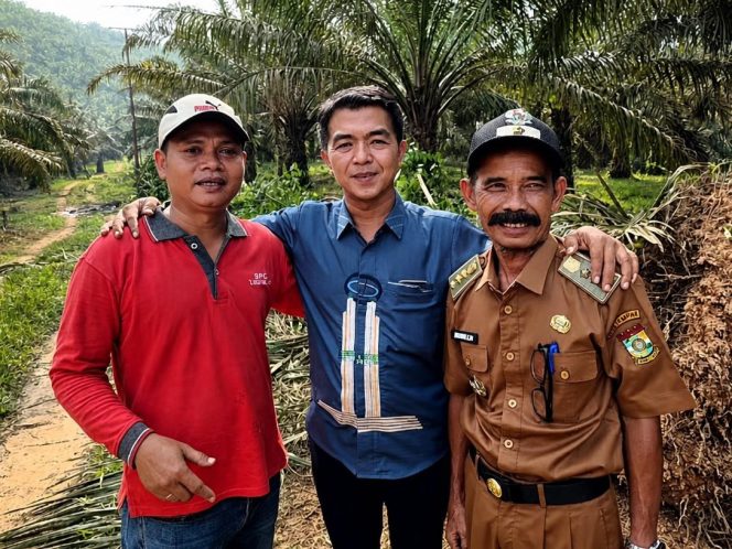 
					Menembus Keterisolasian, Jalur Listrik Menuju 8 Desa Kampar Kiri Hulu Mulai Dibuka