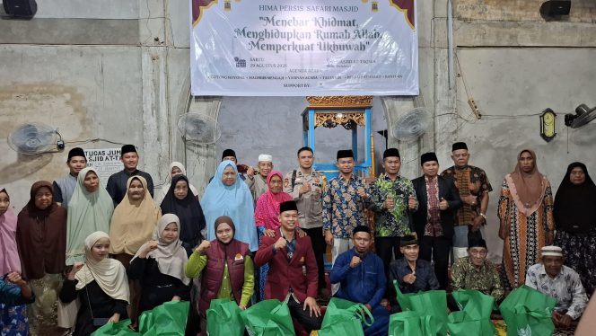 
					PD HIMA Persis Pelalawan Lanjutkan Safari Masjid, Ketua Agung Prayoga: Masjid adalah tempat pembentukan moral dan karakter Pemuda
